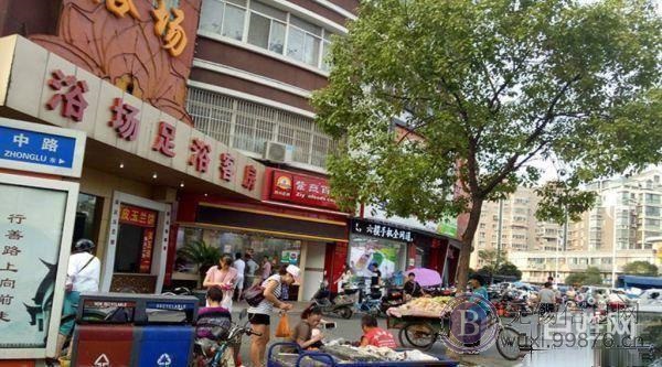 金锡苑连锁水果店房东急用钱低于市场价40万急售